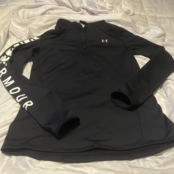 Under Armour sz small -Like New! - Picture 4 of 4